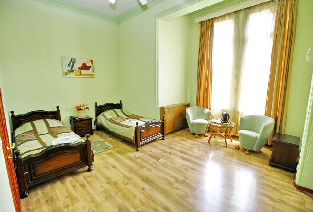 Irmeni Hotel Tbilisi Exterior photo