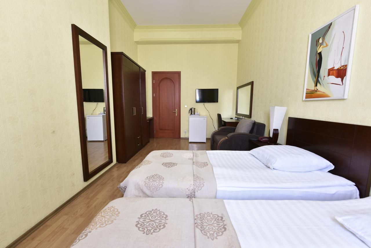 Irmeni Hotel Tbilisi Exterior photo